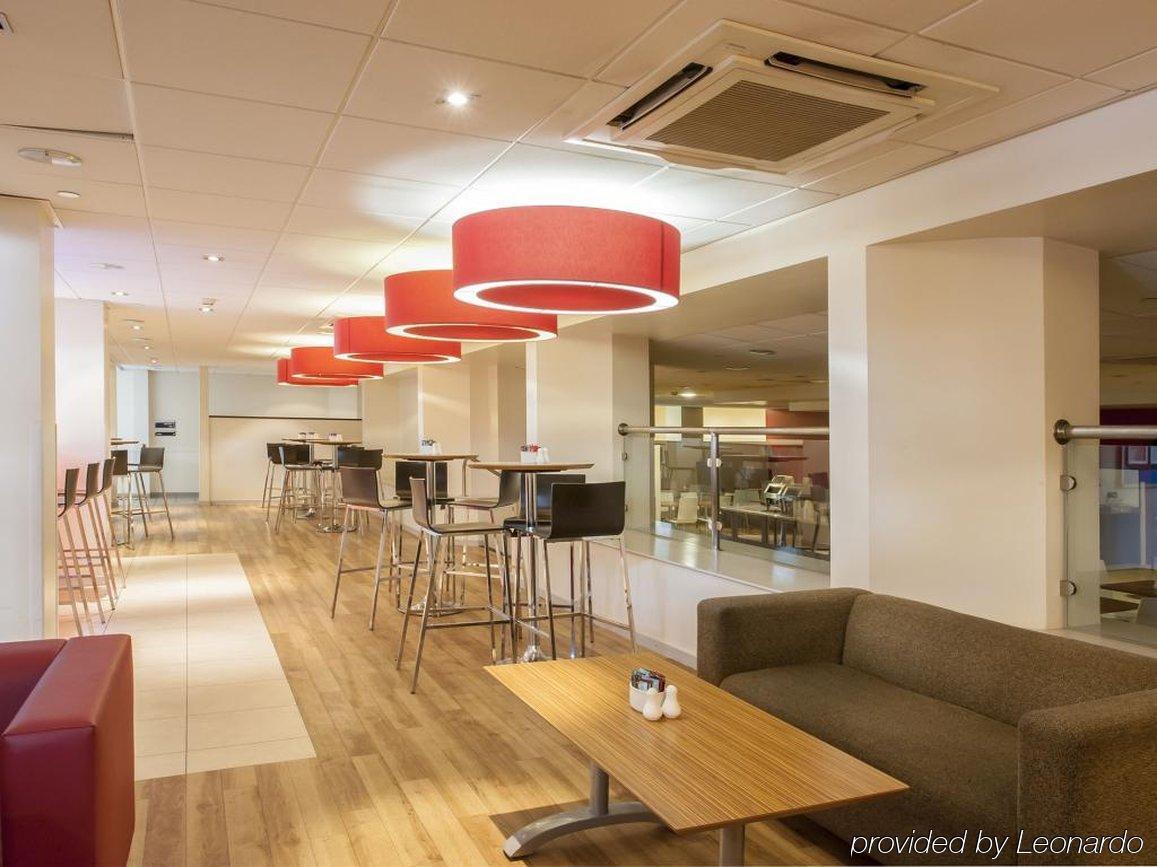 Travelodge London Covent Garden Экстерьер фото