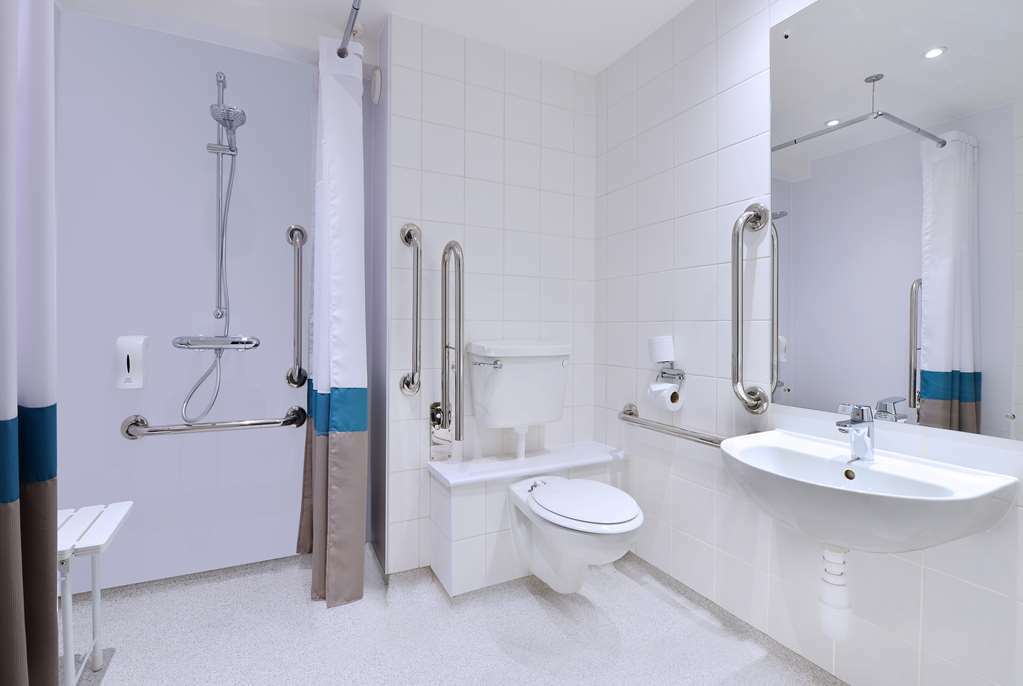 Travelodge London Covent Garden Номер фото